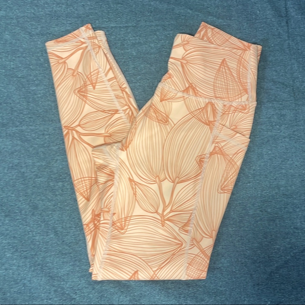 Buff bunny Floral Leggings, Size S